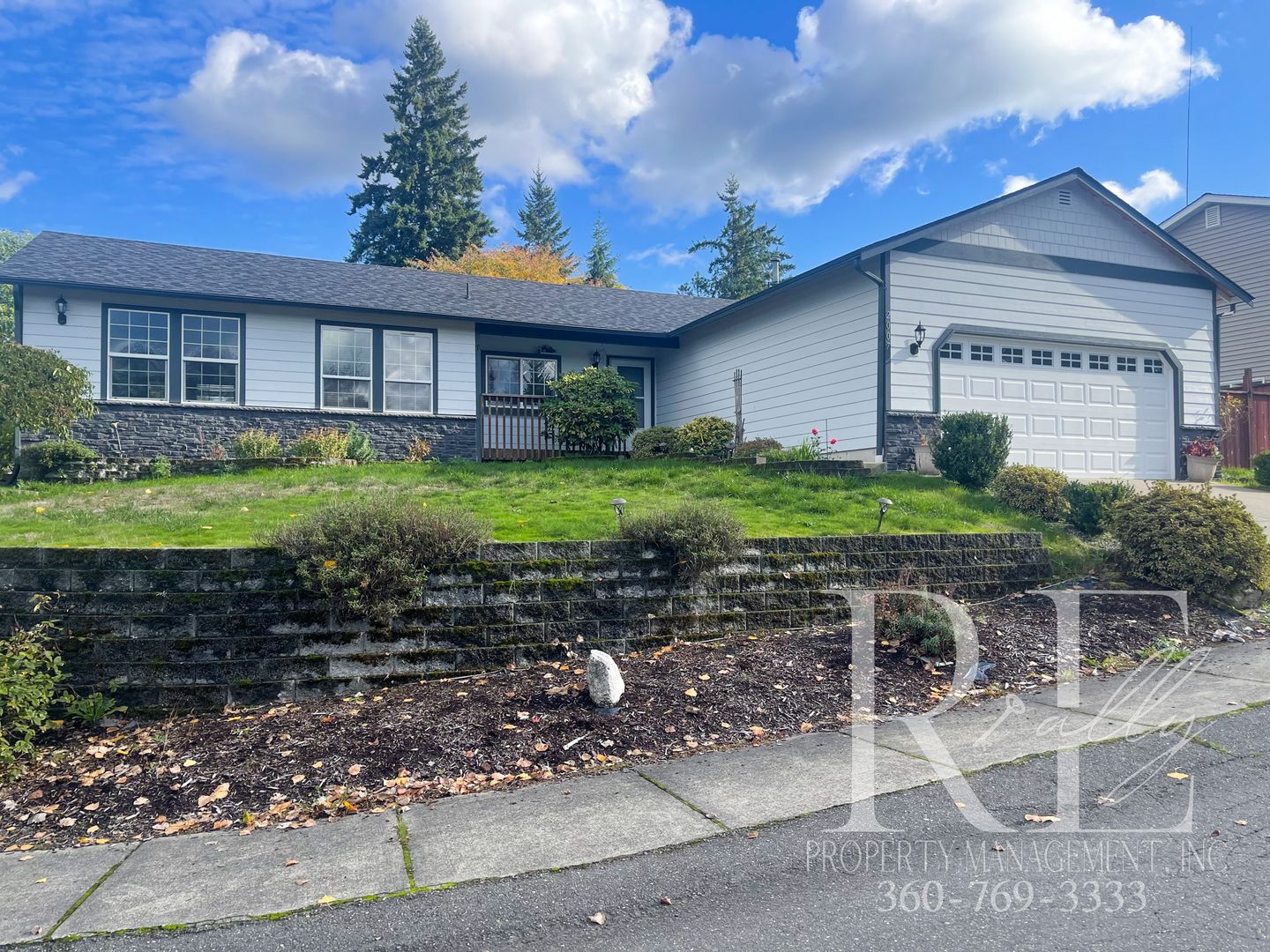 Port Orchard House: 2007 Becky Ave