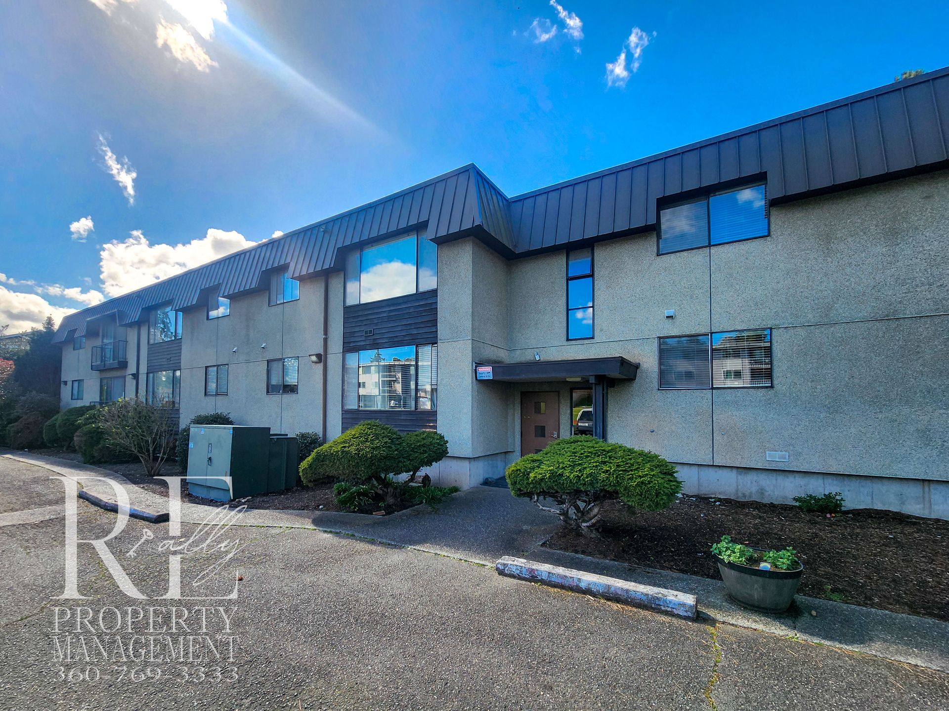 Bremerton Apartment: 500 Lebo Blvd - Unit 105