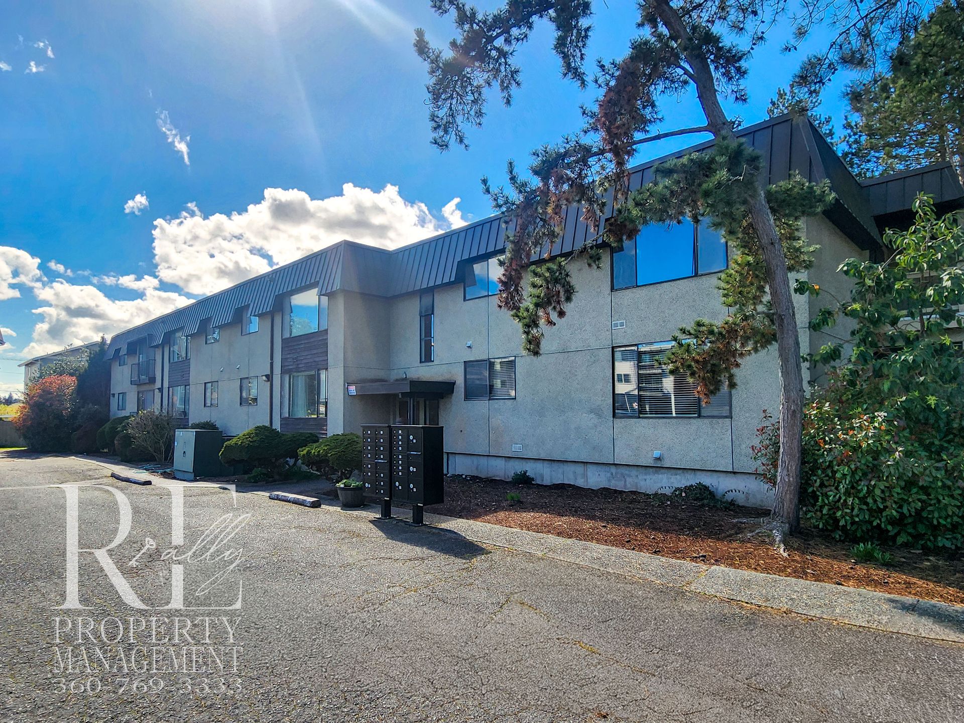 Bremerton Apartment: 500 Lebo Blvd - Unit 105