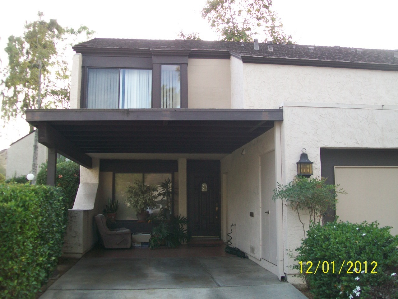 Bonita House: 3044 Plaza Lorenzo