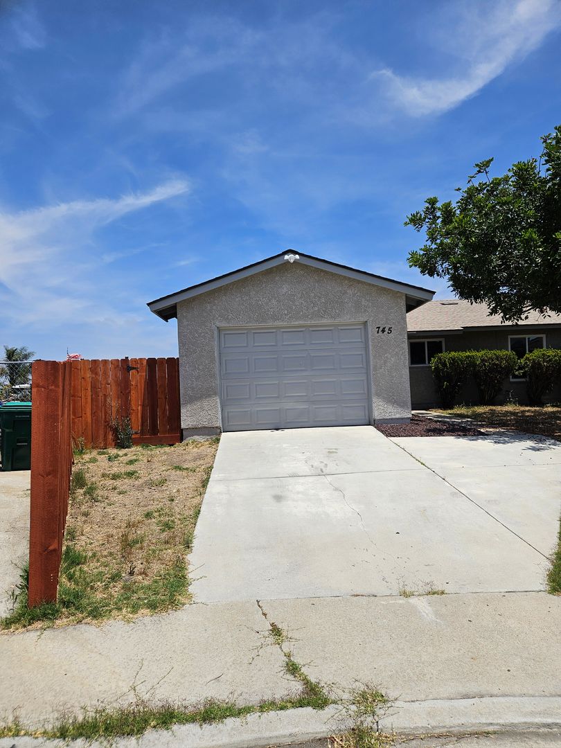 San Diego House: 745 Rene Court