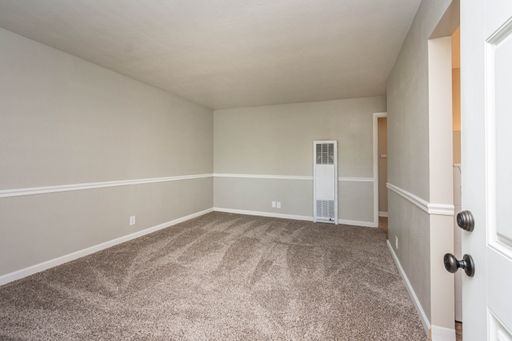 McClatchy Hillside Apartments – photo 1