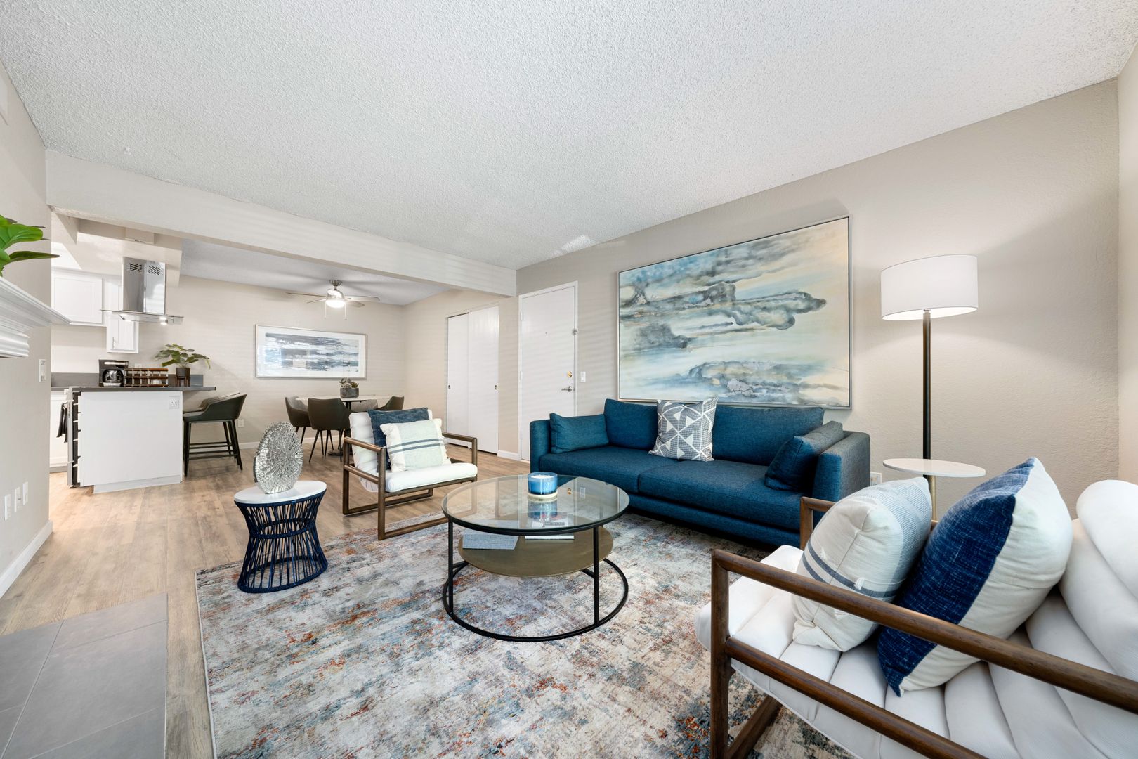 Roseville Apartment: 425 Cirby Way