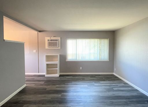 1 Bdrm at Brentwood Apartments *Move-in Special $1000 off First Month Rent* – photo 1