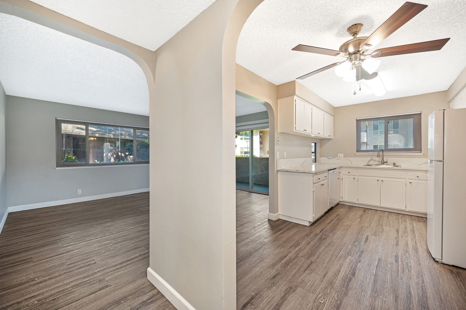 Chico Apartment: 476 E Lassen Ave