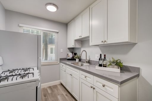 2 Bdrm at Sunset Crossings *Move-in Special $1000 off First Month Rent* – photo 1