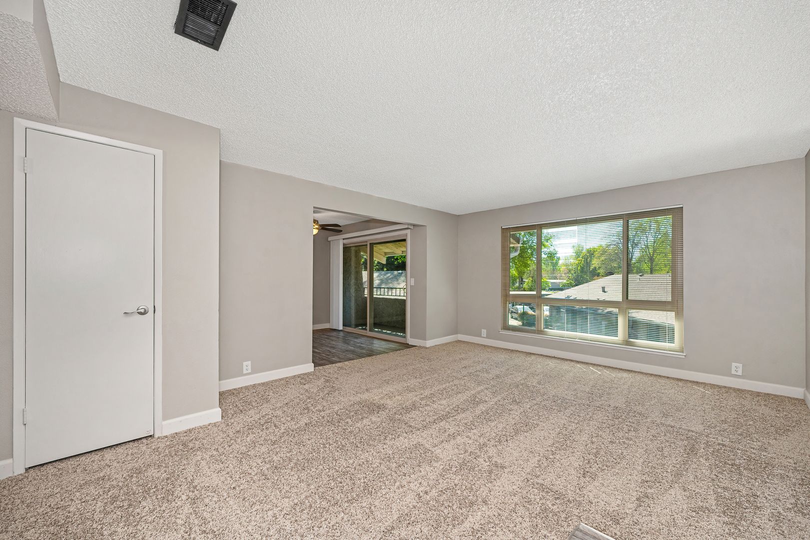 Chico Apartment: 476 E Lassen Ave