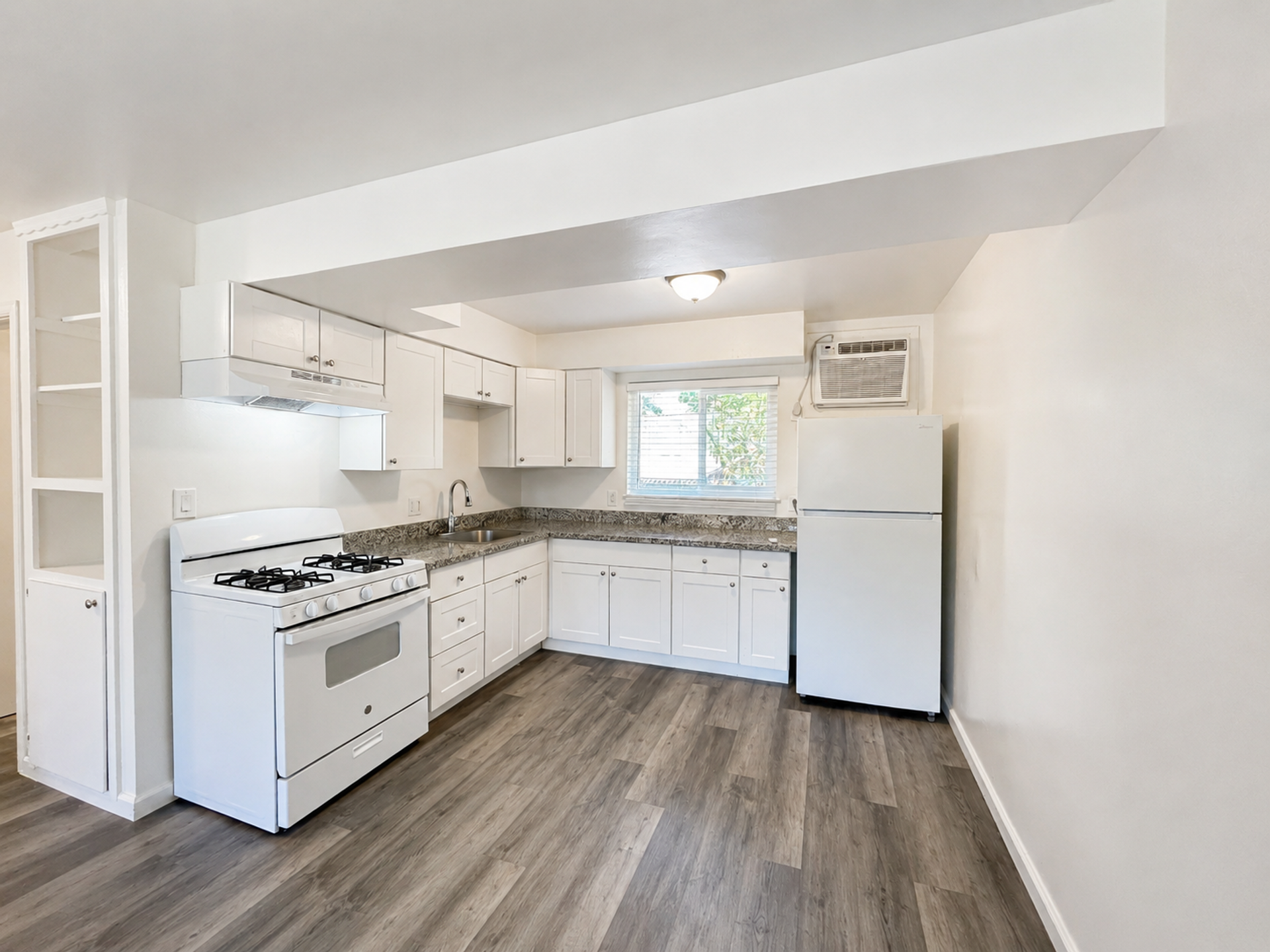 Sacramento Apartment: 3101 Truax Court