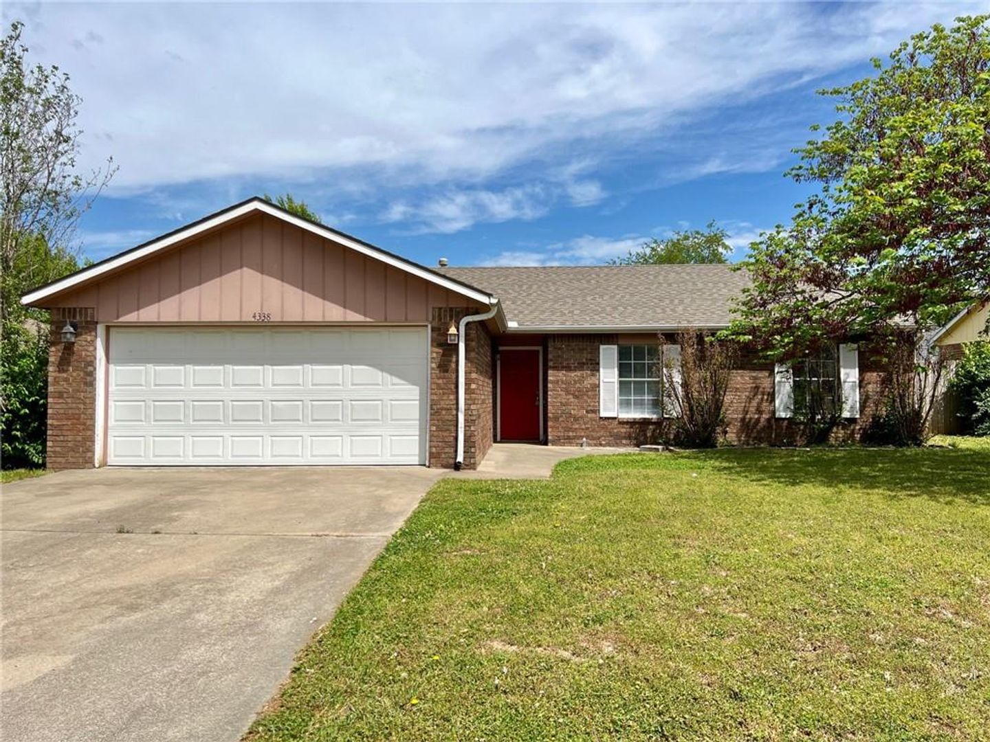 Fayetteville House: 4338 Chaparral