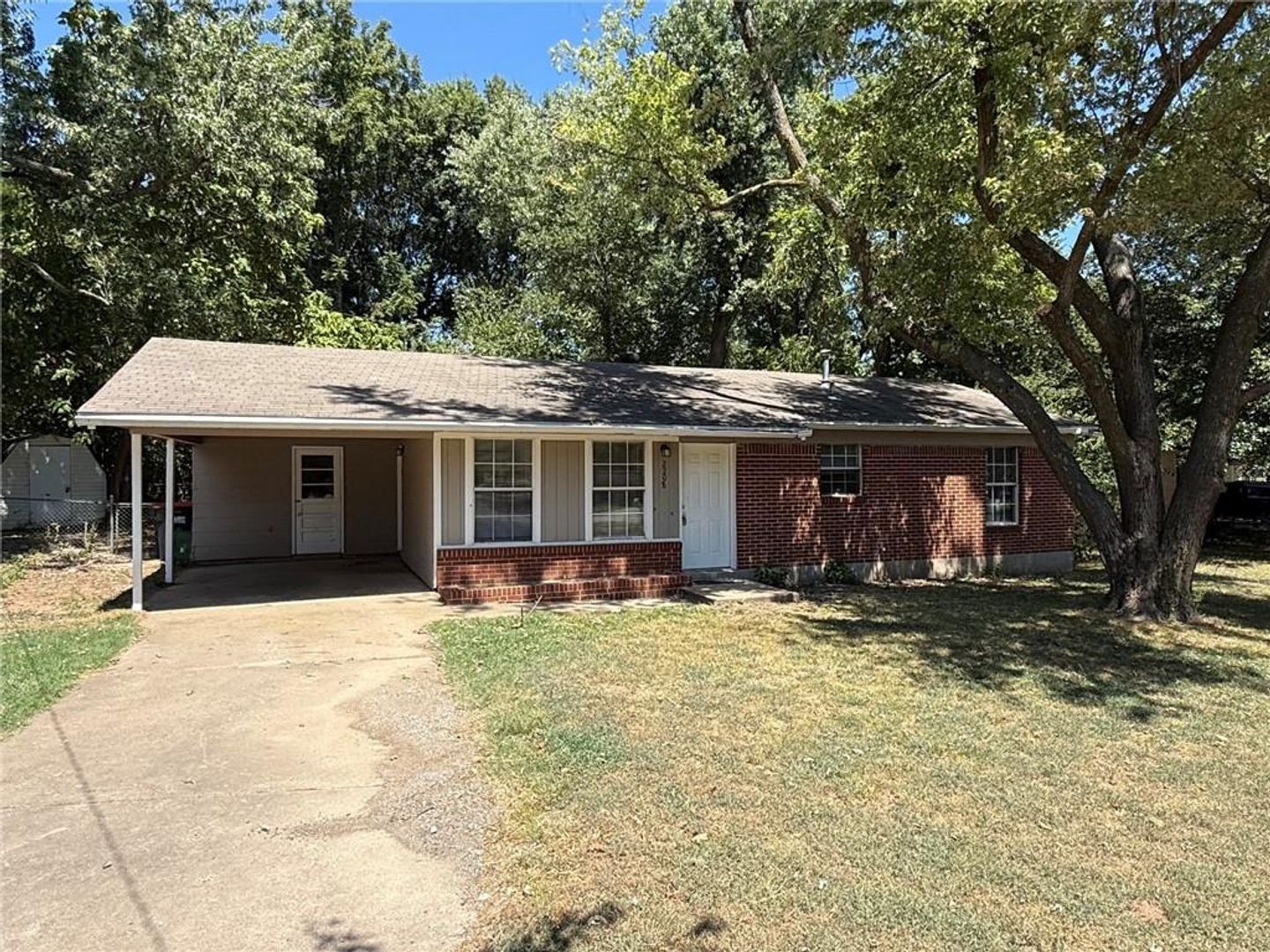 Springdale House: 2208 Sycamore