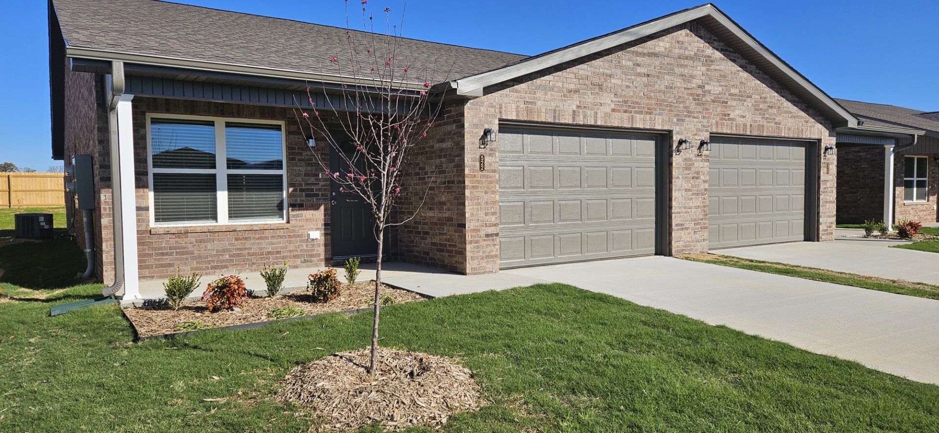 Bentonville Apartment: Mason Valley Townhomes