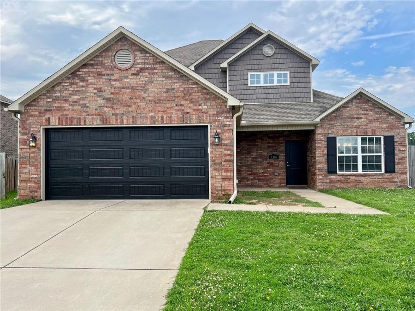 Rogers House: 1306 Walker