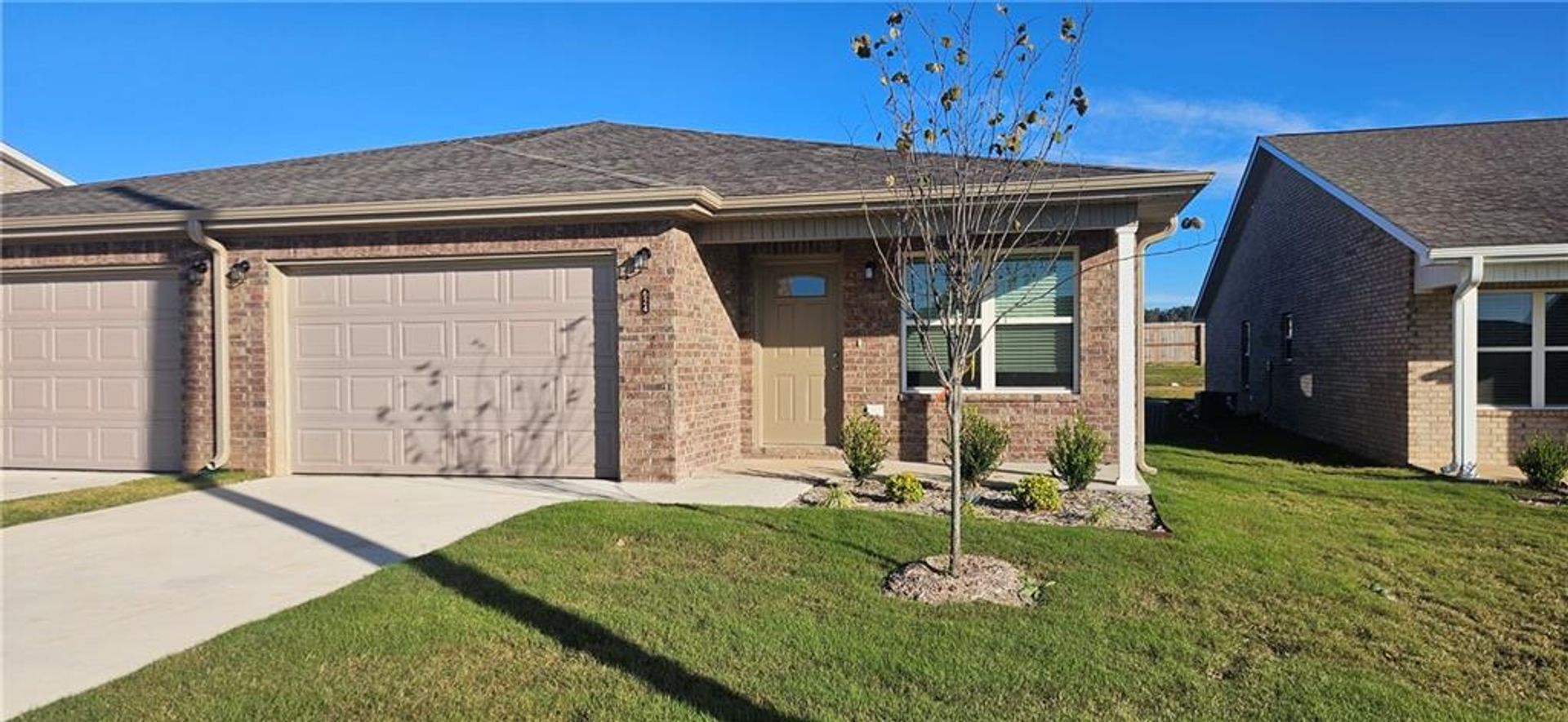 Bentonville Apartment: Mason Valley Townhomes