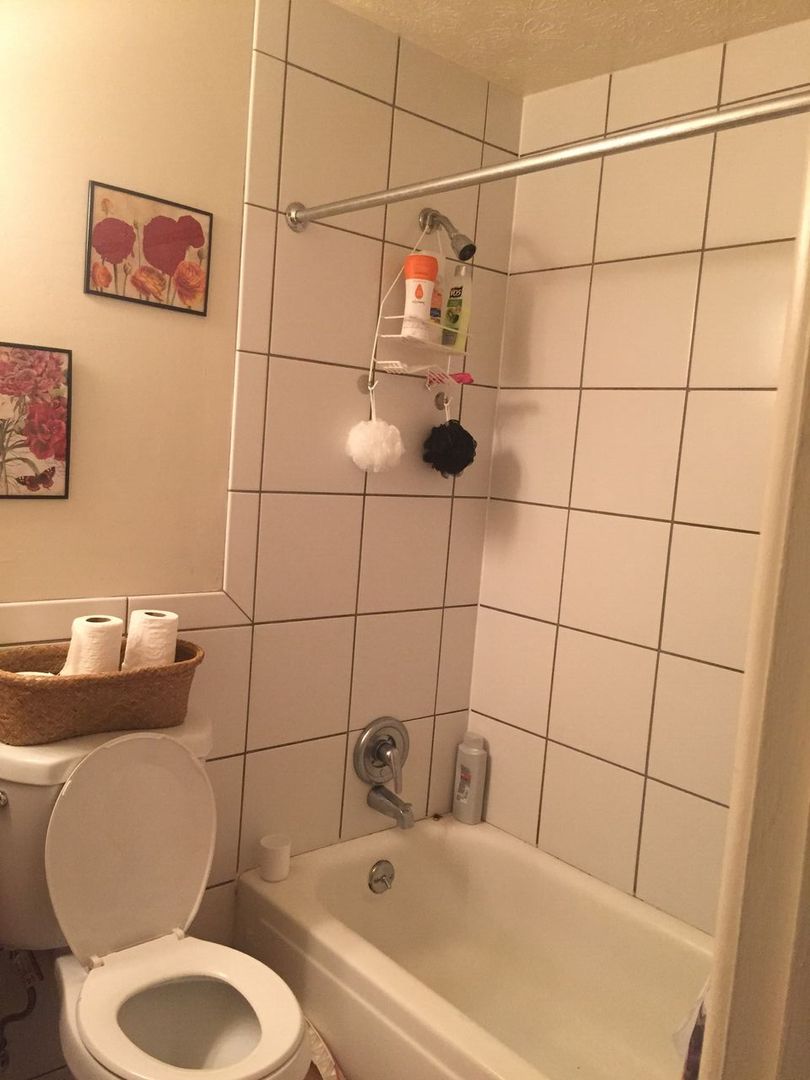 Cincinnati Apartment: 466-474 Pedretti Ave