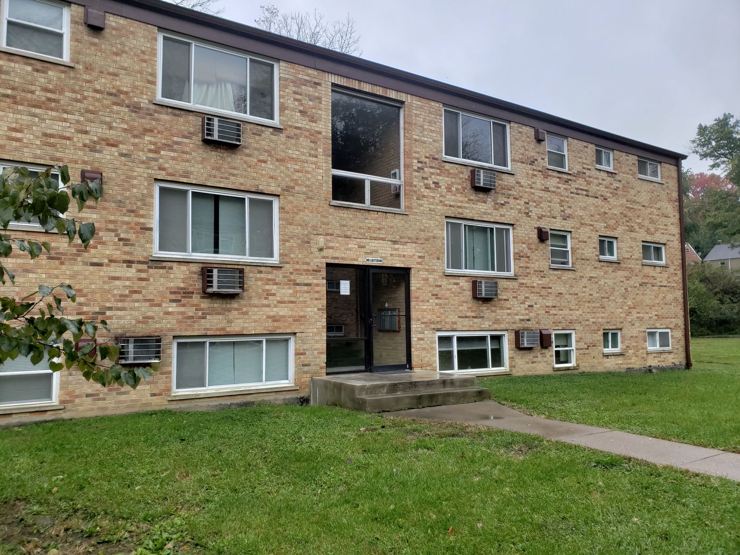 Cincinnati Apartment: 463-467 Pedretti Ave