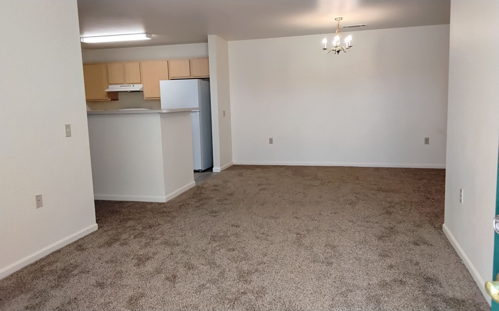 Gering Apartment: 110 L st.