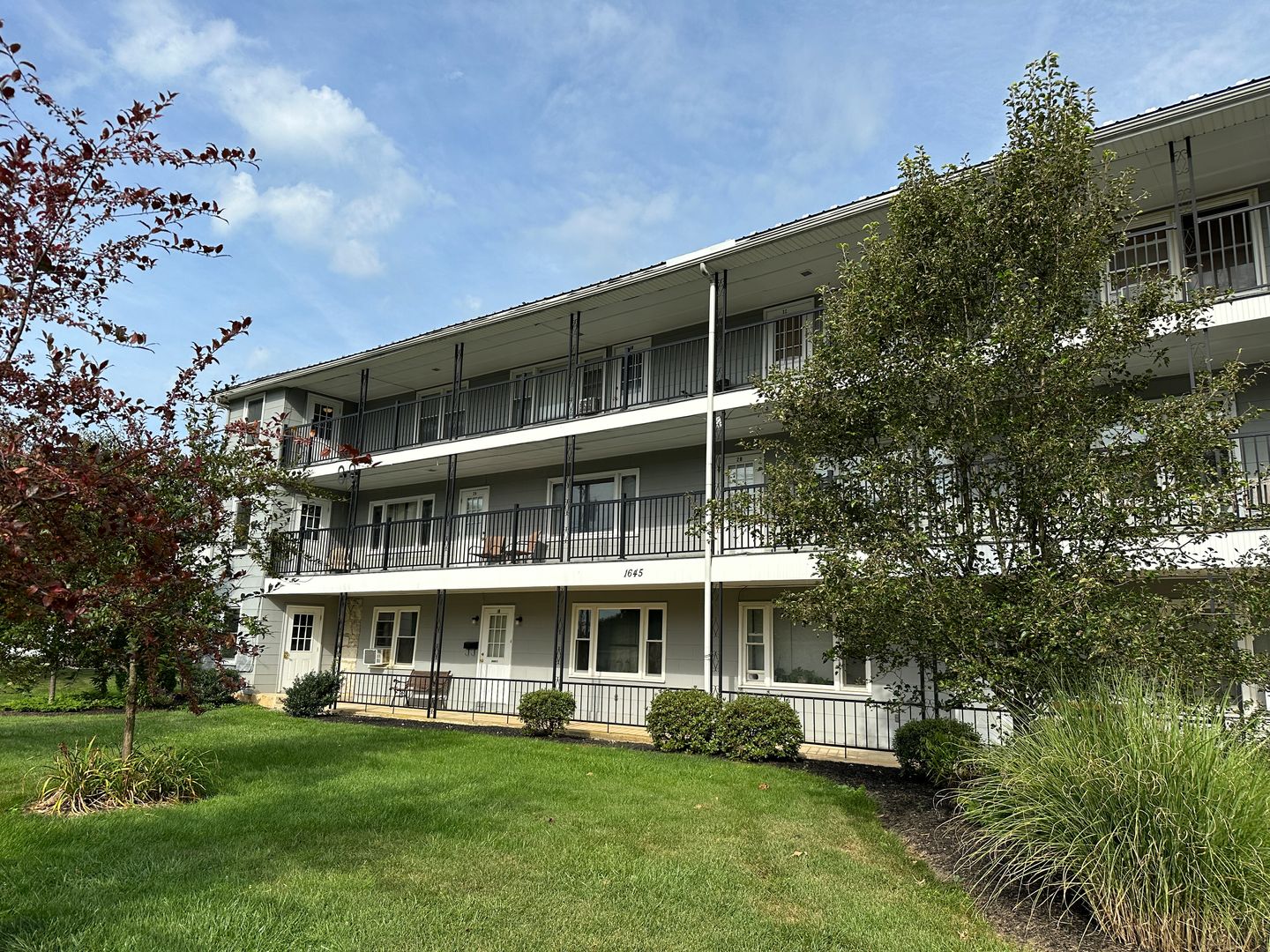 Chambersburg Apartment: 1645 Scotland Ave