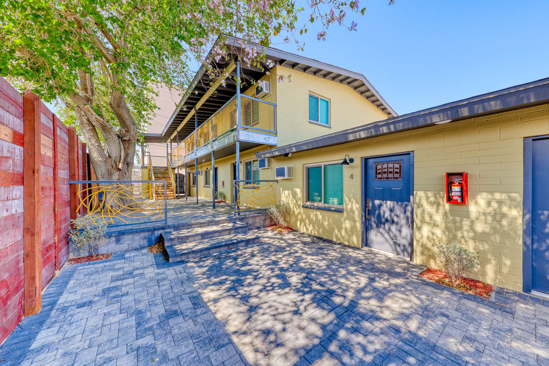 Las Vegas Apartment: 310 S. Maryland Parkway,