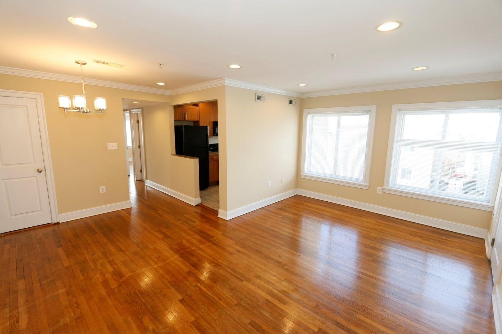 Washington Apartment: 36 T Street, NE