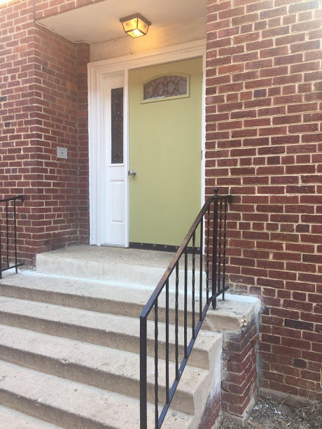 Washington Apartment: 1723 27th Street SE
