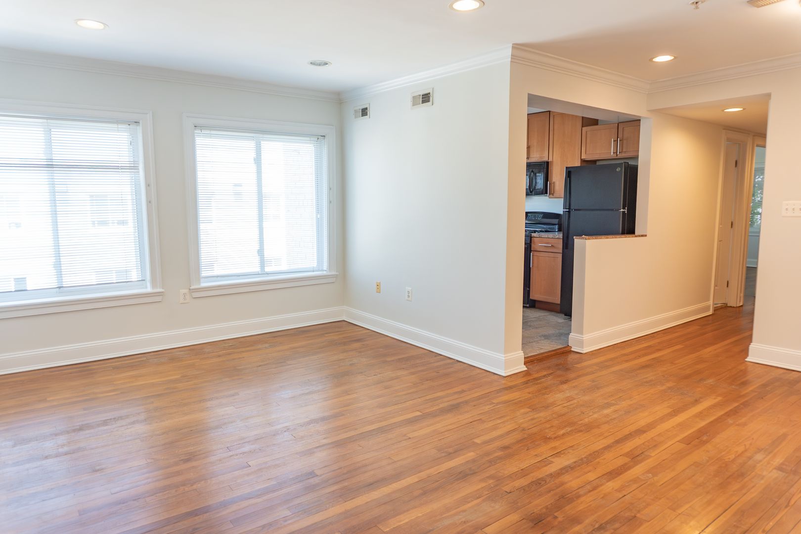 Washington Apartment: 36 T Street, NE