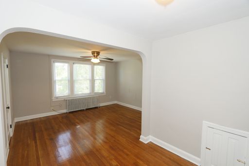 Lovely Deanwood One Bed + Den – photo 1