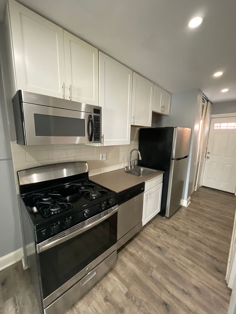 Washington Condo: 1766 Gales Street, NE