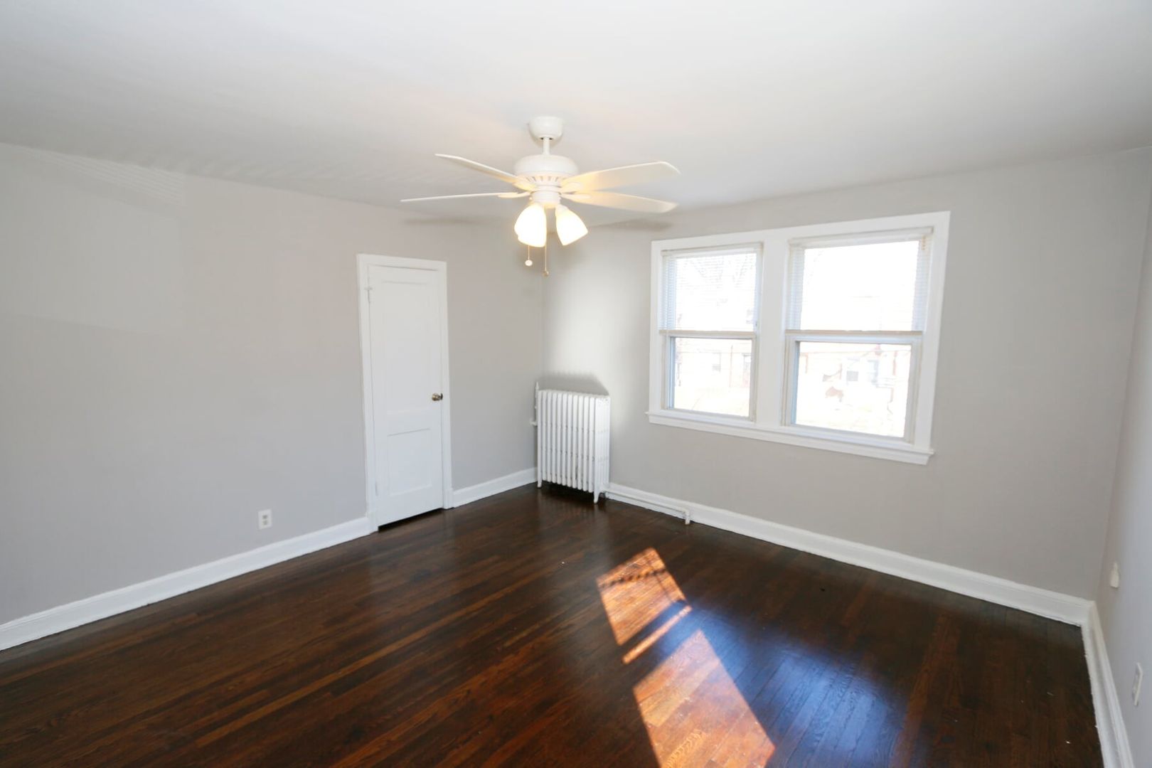 Washington Apartment: 417 Newcomb Street