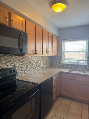Move In Special-hyde Park 1 Bedroom – photo 1