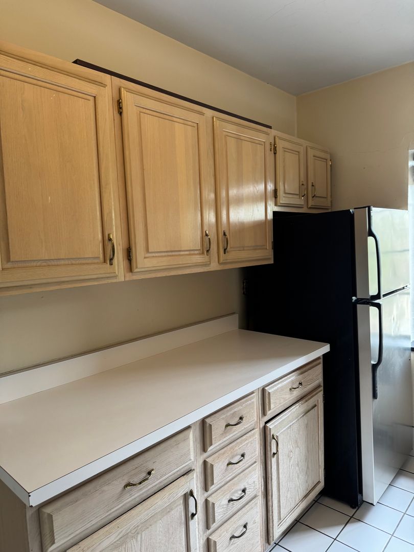 Cincinnati Apartment: 2552 Madison Road