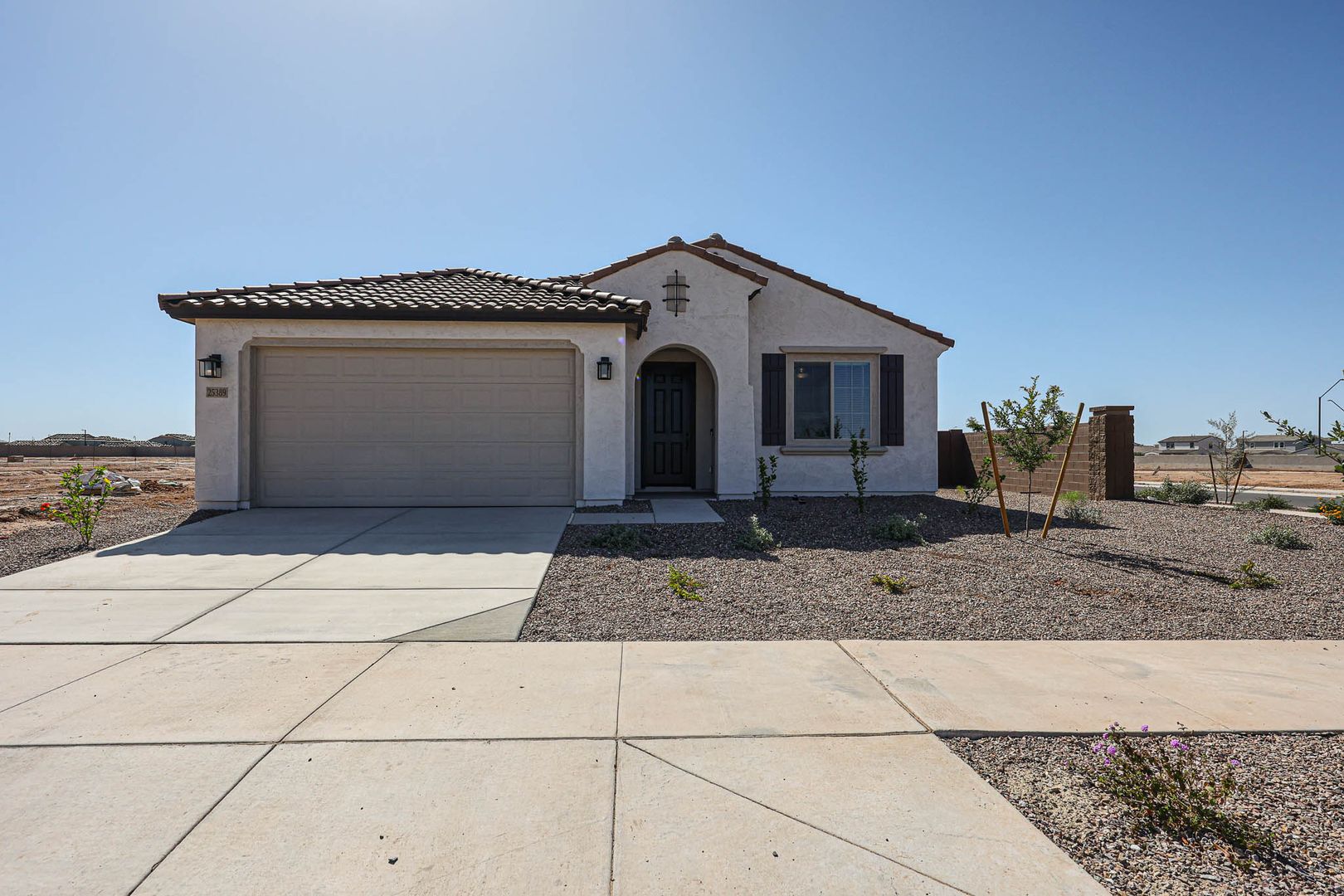 Surprise House: 25389 N. 166th Ln