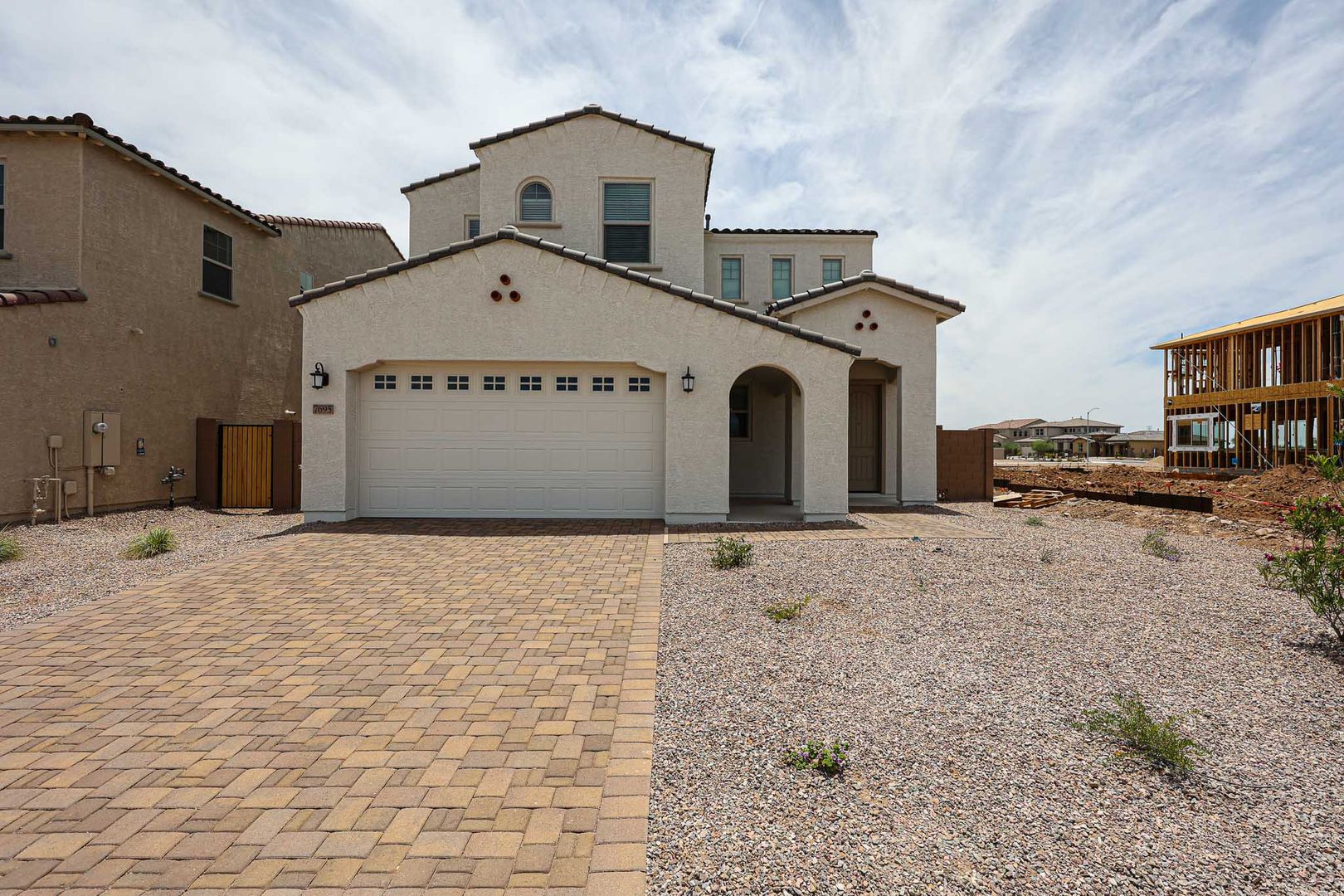Peoria House: 7695 W. Smoketree Dr