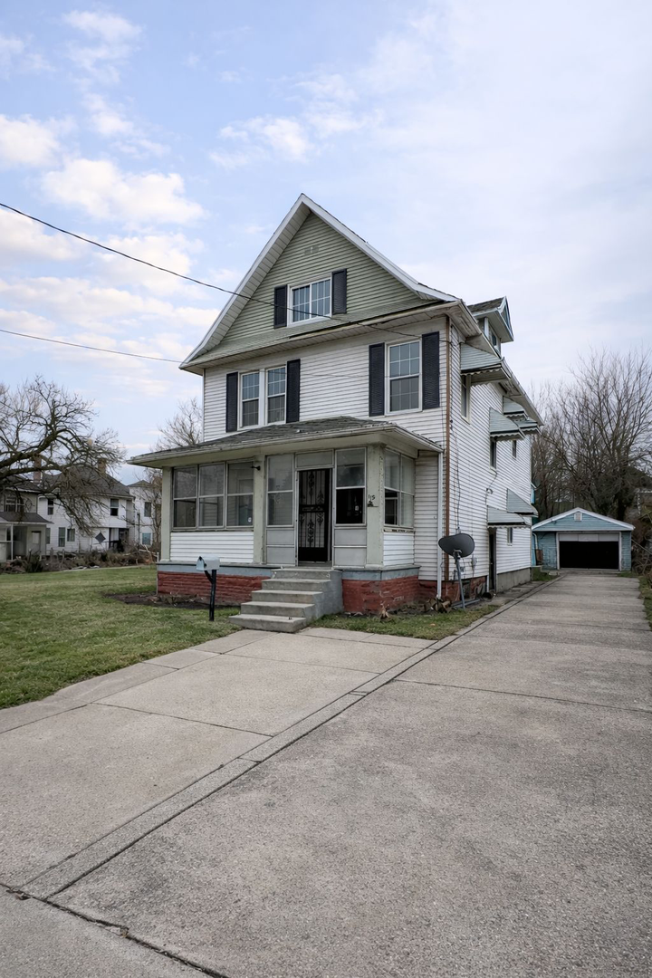 Toledo House: 119 Winthrop St