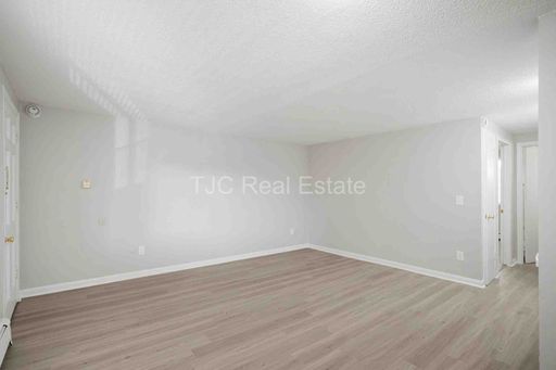1138 Corona St, 103, Denver, CO 80218