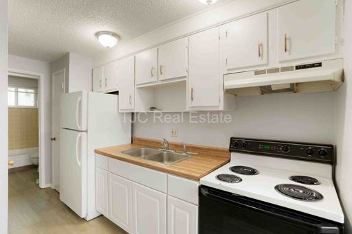 1138 Corona St, 303, Denver, CO 80218
