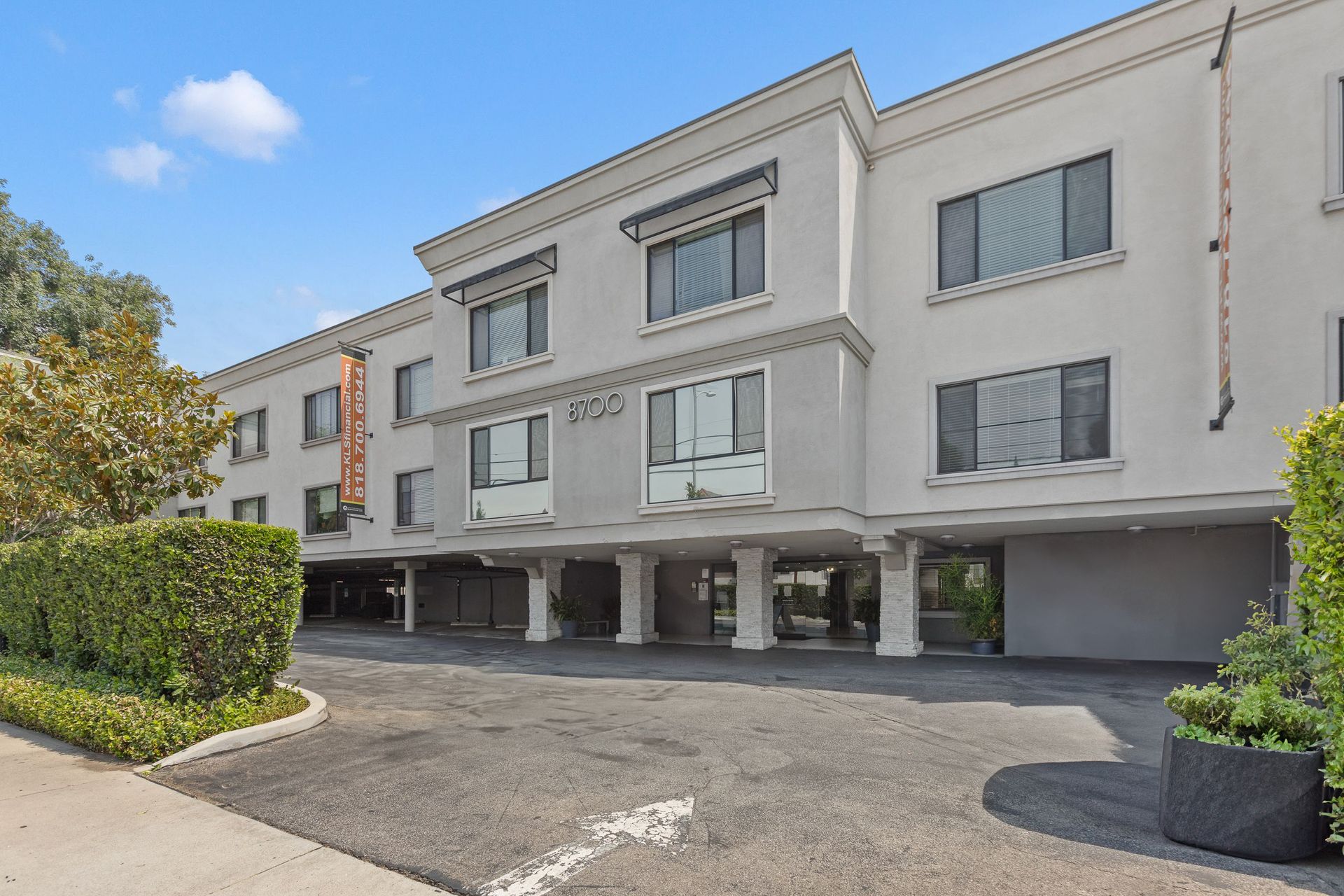 CANOGA PARK Apartment: 8700 DE SOTO AVENUE