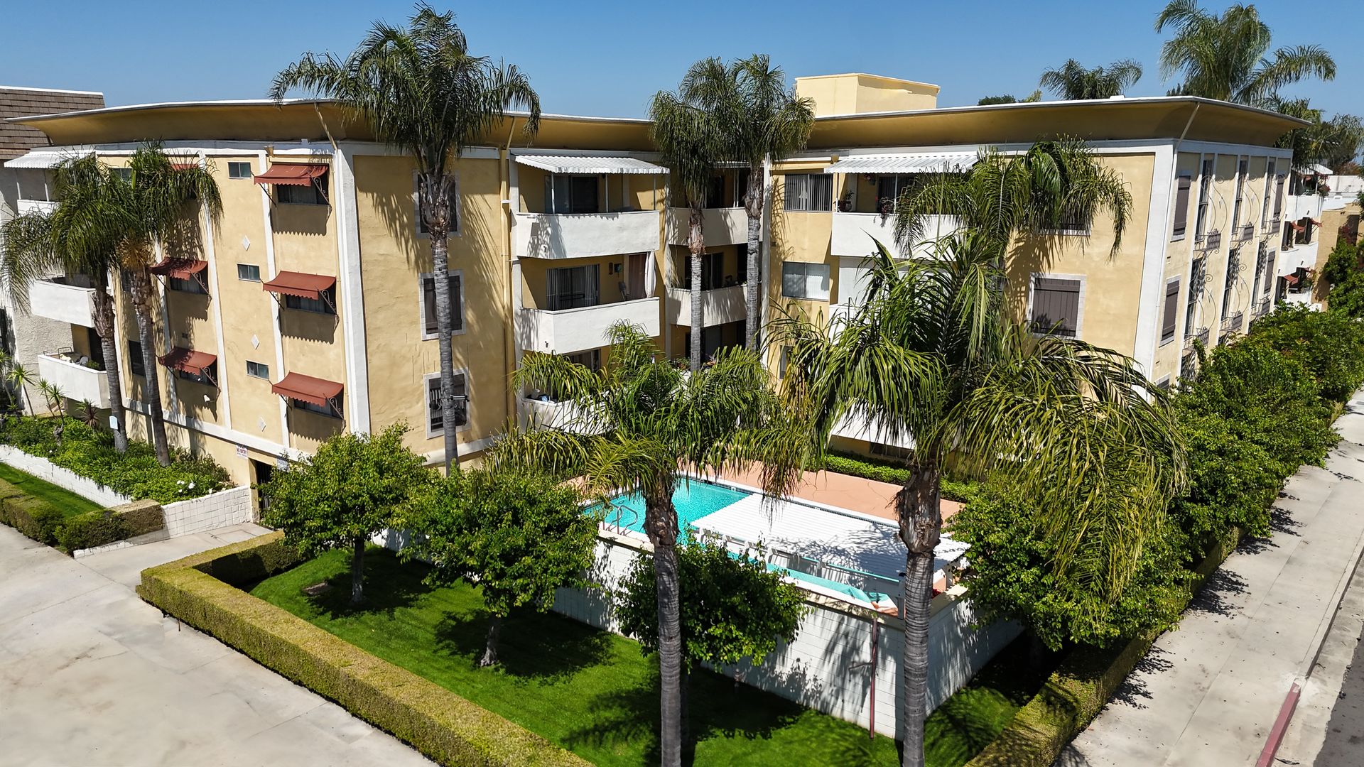 Encino Apartment: Margate Apartments