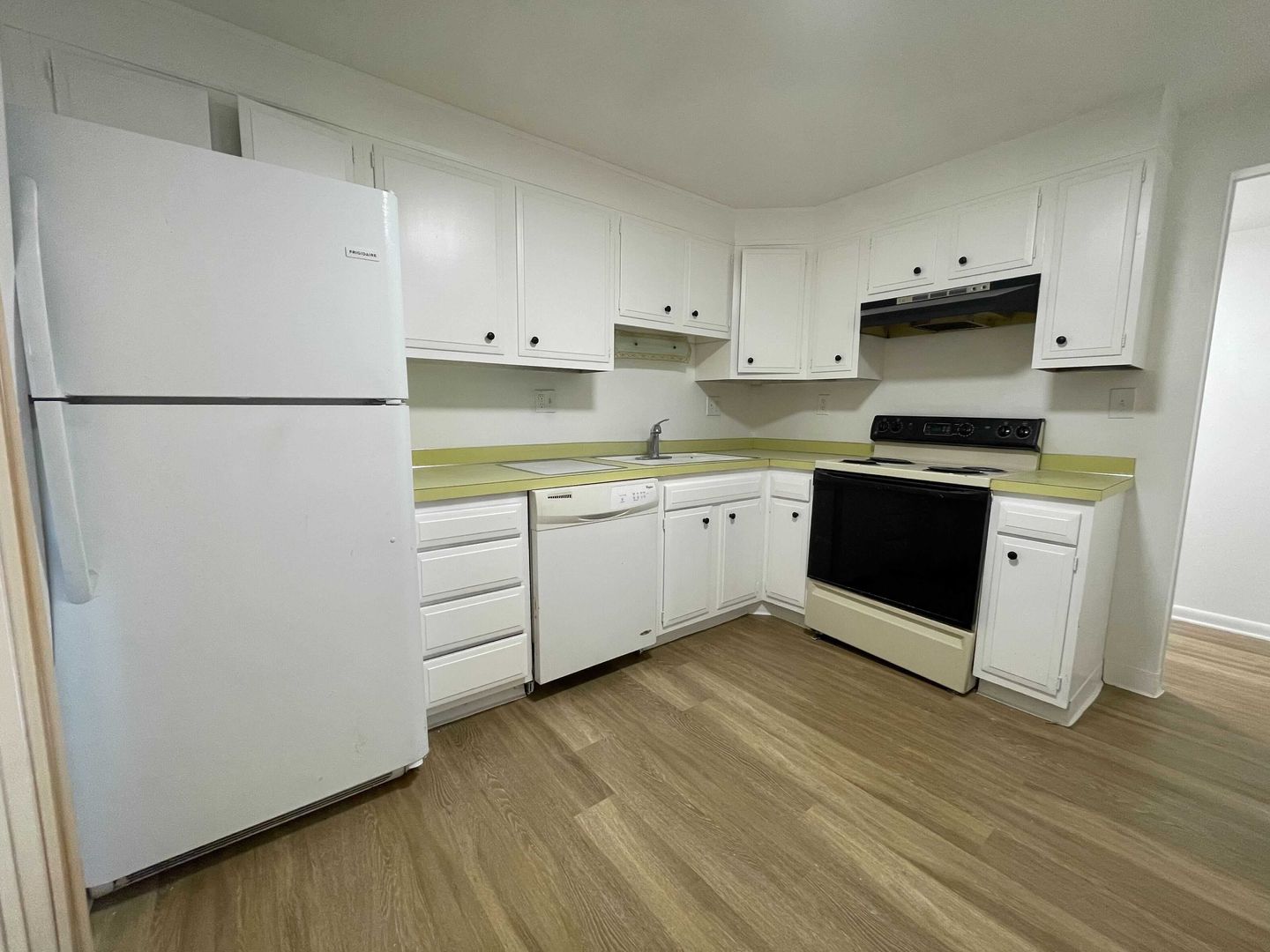 Lakewood Apartment: 12121 W Nevada Dr