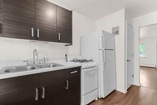 6130 W 40th Ave #08 – L&L Special: 1 MONTH FREE - Updated 2 Bed/1 Bath in Wheat Ridge!