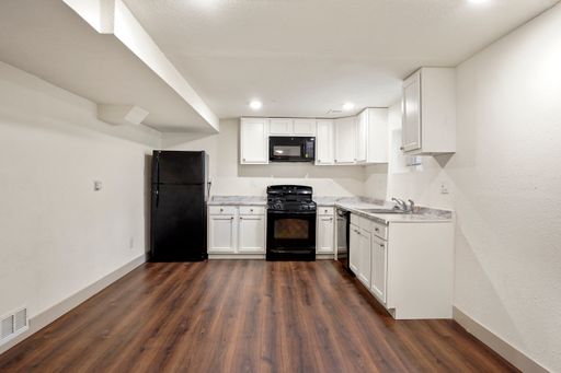 982 S Sheridan Blvd #6 | 1 MONTH FREE & TV Special - Renovated 2BR/1BA with A/C! – photo 1
