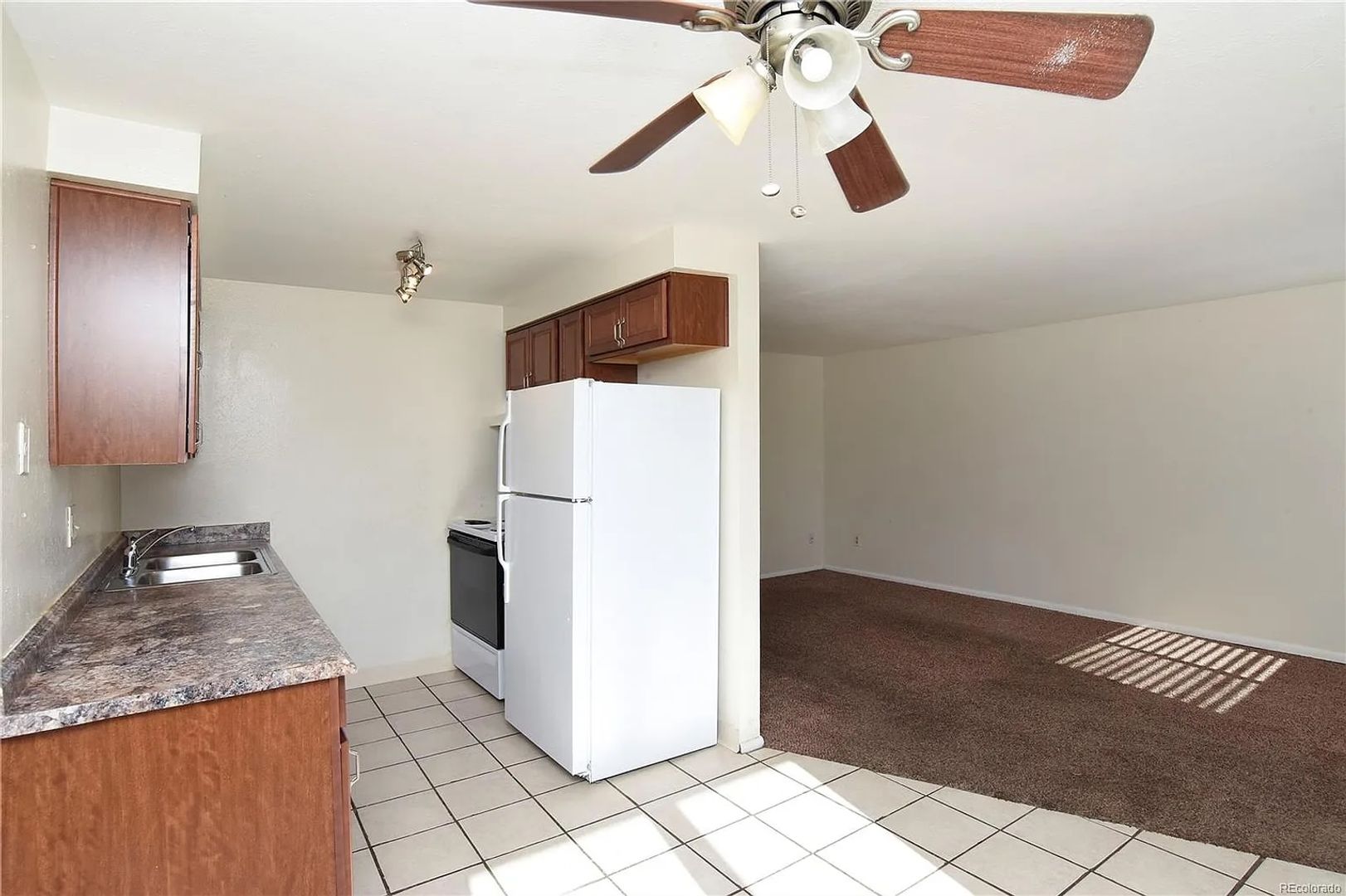 Lakewood Apartment: 10665 W 7th Ave