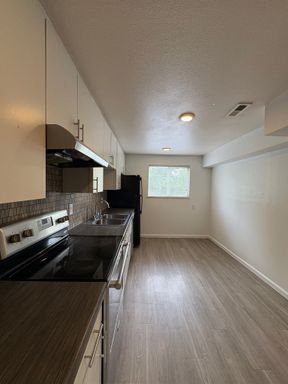 Lime Apartments #1220-12 | 1 MONTH FREE - Renovated 3 Bed/ 2 Bath in Lakewood! – photo 1
