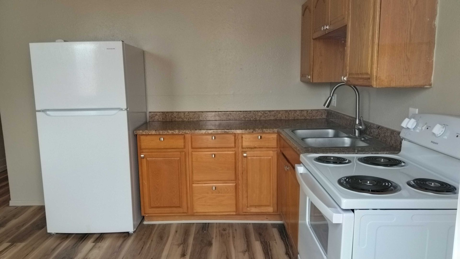 Pueblo Apartment: 1427-1431 E Evans Ave.