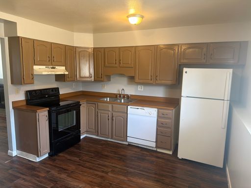 Pikes Pike #4469 | 1 MONTH FREE - 2 Bed / 1 Bath Apartment with Private Entry & W/D in unit! – photo 1