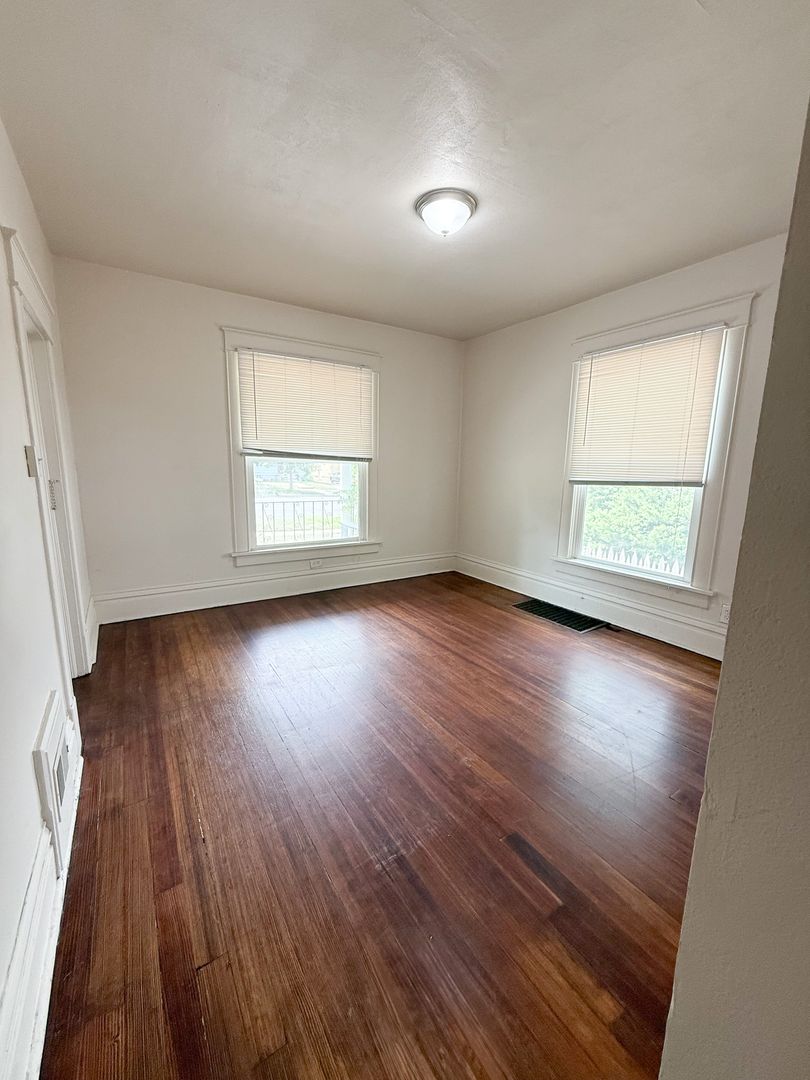 property for rent #2