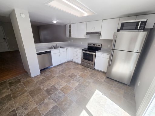 Monterey Rd. #D | Spacious 2x1.5 Townhouse Style Apt in Colorado Springs! – photo 1