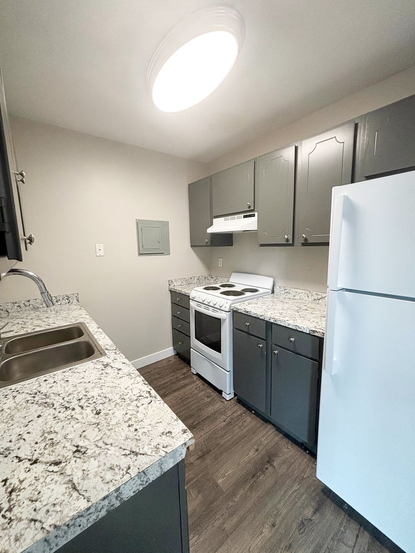 Colorado Springs Apartment: 3209-3211 E Fountain Blvd