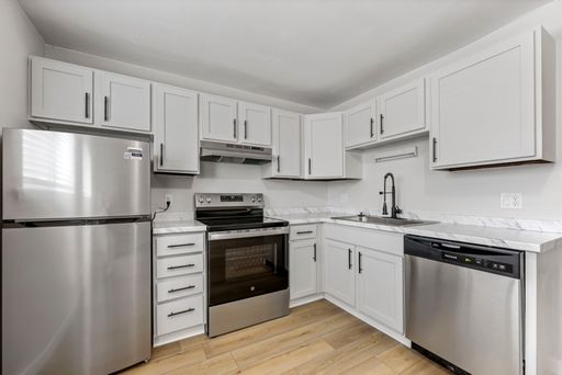 Hawk Point #305N | L&L Special: 1 MONTH FREE - Renovated 2-Bed in Southwest Denver! – photo 1