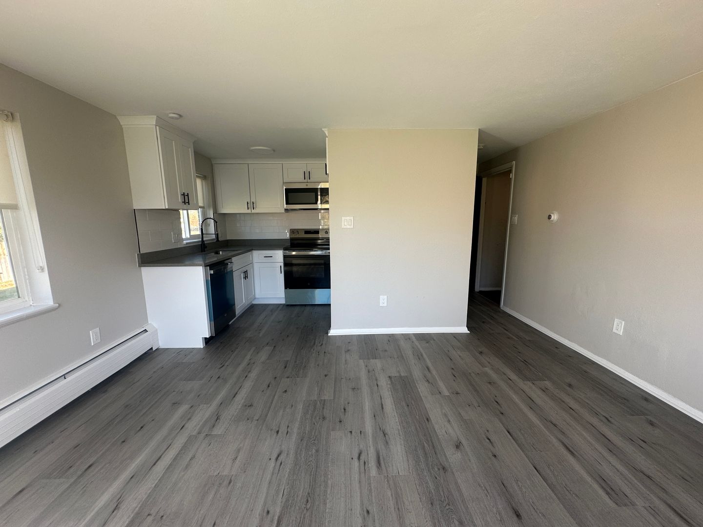 Lakewood Apartment: 10667 W 8th Ave