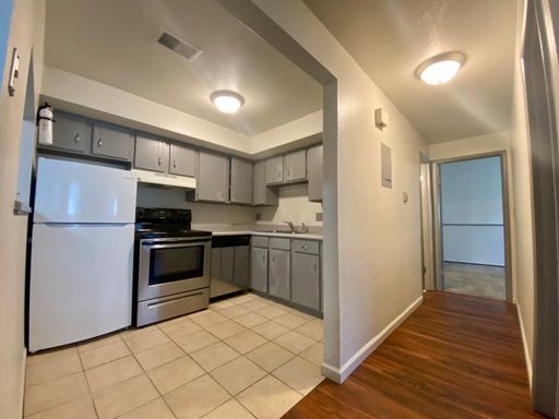 4160 W 74th Ave #2 | 1 MONTH FREE - Bright & Spacious 2-Bedroom in Westminster! – photo 1